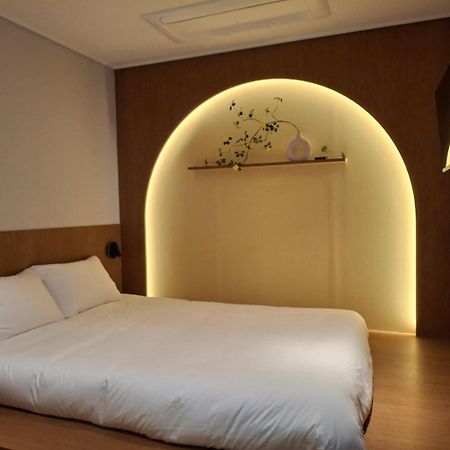 Huga Inn Seul Exterior foto